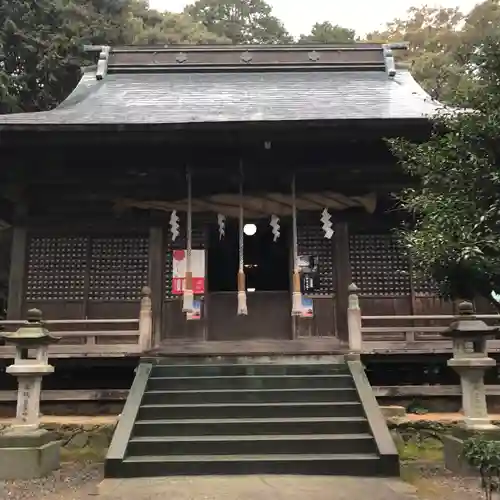 草薙神社の本殿・本堂