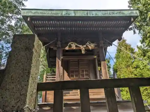 八幡社（北一色八幡社）の{uncategorized: "未分類", other: "その他", undefined: "問題あり", building: "その他建物", grave: "お墓", sacred_gate: "鳥居", guardian: "狛犬", statue: "像", buddha: "仏像", history: "歴史", nature: "自然", garden: "庭園", animal: "動物", pagoda: "塔", temizu: "手水舎", mountain_gate: "山門・神門", sanctuary: "本殿・本堂", subordinate: "末社・摂社", art: "芸術", scenery: "景色", jizo: "地蔵", ema: "絵馬", goshuin: "御朱印", omikuji: "おみくじ", items: "授与品その他", amulet: "お守り", goshuincho: "御朱印帳", eats: "食事", festival: "お祭り", votive_dance: "神楽", shichigosan: "七五三参", wedding: "結婚式", experience: "体験その他", initially: "初詣", around: "周辺", anti_infection: "感染症対策"}