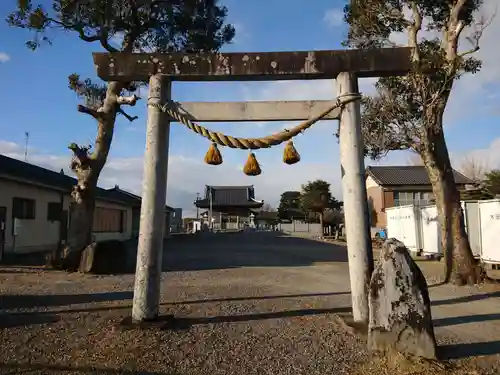 神明社の鳥居