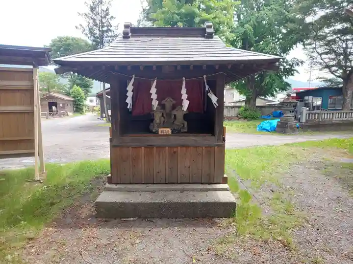 小室浅間神社の末社・摂社