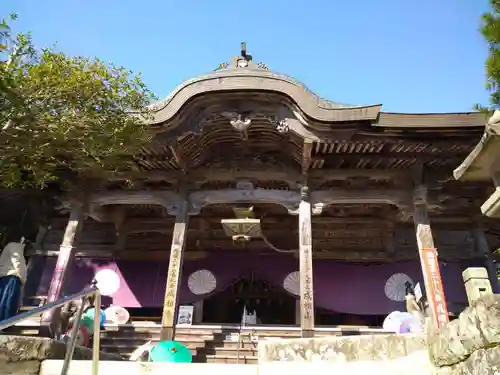 成相寺の本殿・本堂