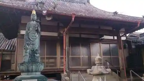 大定寺の本殿