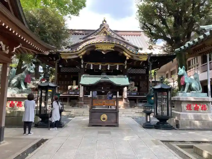 豊川稲荷東京別院の本殿・本堂