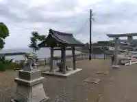 貴船神社の{uncategorized: "未分類", other: "その他", undefined: "問題あり", building: "その他建物", grave: "お墓", sacred_gate: "鳥居", guardian: "狛犬", statue: "像", buddha: "仏像", history: "歴史", nature: "自然", garden: "庭園", animal: "動物", pagoda: "塔", temizu: "手水舎", mountain_gate: "山門・神門", sanctuary: "本殿・本堂", subordinate: "末社・摂社", art: "芸術", scenery: "景色", jizo: "地蔵", ema: "絵馬", goshuin: "御朱印", omikuji: "おみくじ", items: "授与品その他", amulet: "お守り", goshuincho: "御朱印帳", eats: "食事", festival: "お祭り", votive_dance: "神楽", shichigosan: "七五三参", wedding: "結婚式", experience: "体験その他", initially: "初詣", around: "周辺", anti_infection: "感染症対策"}