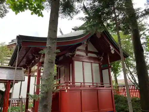 生島足島神社の末社