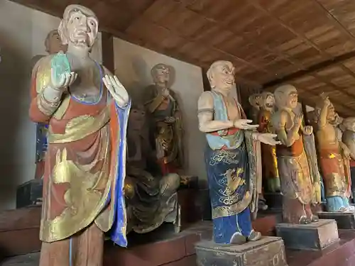 地蔵寺奥の院　五百羅漢堂(徳島県)