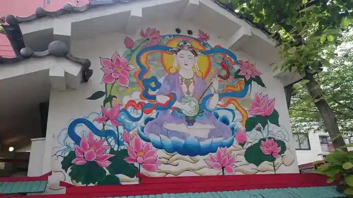 吉原弁財天本宮(吉原神社奥宮)の芸術