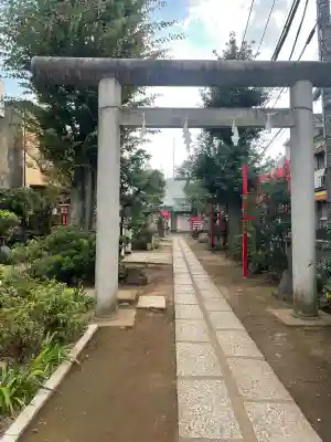 皆中稲荷神社の{uncategorized: "未分類", other: "その他", undefined: "問題あり", building: "その他建物", grave: "お墓", sacred_gate: "鳥居", guardian: "狛犬", statue: "像", buddha: "仏像", history: "歴史", nature: "自然", garden: "庭園", animal: "動物", pagoda: "塔", temizu: "手水舎", mountain_gate: "山門・神門", sanctuary: "本殿・本堂", subordinate: "末社・摂社", art: "芸術", scenery: "景色", jizo: "地蔵", ema: "絵馬", goshuin: "御朱印", omikuji: "おみくじ", items: "授与品その他", amulet: "お守り", goshuincho: "御朱印帳", eats: "食事", festival: "お祭り", votive_dance: "神楽", shichigosan: "七五三参", wedding: "結婚式", experience: "体験その他", initially: "初詣", around: "周辺", anti_infection: "感染症対策"}