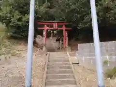 西蓮寺稲荷大明神の建物その他