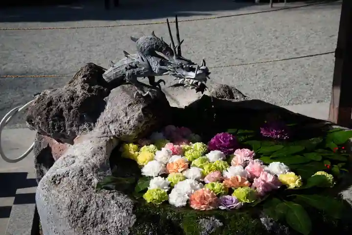 出雲大社相模分祠の手水舎