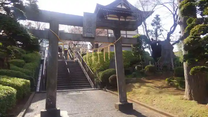 白幡八幡大神の鳥居