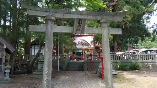 志和古稲荷神社の鳥居