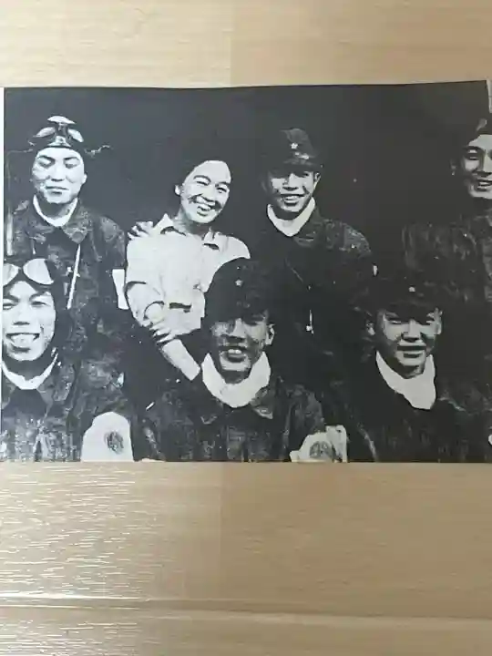 知覧町護国神社の{uncategorized: "未分類", other: "その他", undefined: "問題あり", building: "その他建物", grave: "お墓", sacred_gate: "鳥居", guardian: "狛犬", statue: "像", buddha: "仏像", history: "歴史", nature: "自然", garden: "庭園", animal: "動物", pagoda: "塔", temizu: "手水舎", mountain_gate: "山門・神門", sanctuary: "本殿・本堂", subordinate: "末社・摂社", art: "芸術", scenery: "景色", jizo: "地蔵", ema: "絵馬", goshuin: "御朱印", omikuji: "おみくじ", items: "授与品その他", amulet: "お守り", goshuincho: "御朱印帳", eats: "食事", festival: "お祭り", votive_dance: "神楽", shichigosan: "七五三参", wedding: "結婚式", experience: "体験その他", initially: "初詣", around: "周辺", anti_infection: "感染症対策"}