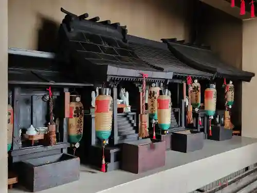 松尾稲荷神社の末社・摂社