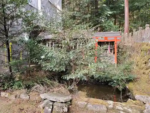 瀧尾神社の末社・摂社