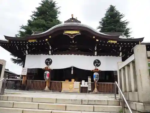 尾久八幡神社の本殿・本堂