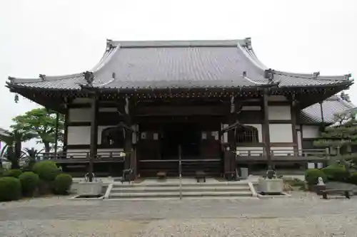宝生寺の本殿・本堂