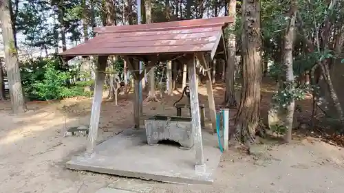 椿ノ海　水神社の手水舎