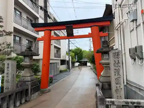 漢國神社の{uncategorized: "未分類", other: "その他", undefined: "問題あり", building: "その他建物", grave: "お墓", sacred_gate: "鳥居", guardian: "狛犬", statue: "像", buddha: "仏像", history: "歴史", nature: "自然", garden: "庭園", animal: "動物", pagoda: "塔", temizu: "手水舎", mountain_gate: "山門・神門", sanctuary: "本殿・本堂", subordinate: "末社・摂社", art: "芸術", scenery: "景色", jizo: "地蔵", ema: "絵馬", goshuin: "御朱印", omikuji: "おみくじ", items: "授与品その他", amulet: "お守り", goshuincho: "御朱印帳", eats: "食事", festival: "お祭り", votive_dance: "神楽", shichigosan: "七五三参", wedding: "結婚式", experience: "体験その他", initially: "初詣", around: "周辺", anti_infection: "感染症対策"}