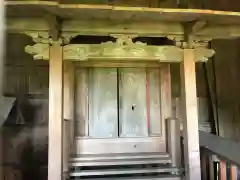 神明神社の本殿