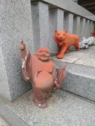 観音寺の{uncategorized: "未分類", other: "その他", undefined: "問題あり", building: "その他建物", grave: "お墓", sacred_gate: "鳥居", guardian: "狛犬", statue: "像", buddha: "仏像", history: "歴史", nature: "自然", garden: "庭園", animal: "動物", pagoda: "塔", temizu: "手水舎", mountain_gate: "山門・神門", sanctuary: "本殿・本堂", subordinate: "末社・摂社", art: "芸術", scenery: "景色", jizo: "地蔵", ema: "絵馬", goshuin: "御朱印", omikuji: "おみくじ", items: "授与品その他", amulet: "お守り", goshuincho: "御朱印帳", eats: "食事", festival: "お祭り", votive_dance: "神楽", shichigosan: "七五三参", wedding: "結婚式", experience: "体験その他", initially: "初詣", around: "周辺", anti_infection: "感染症対策"}