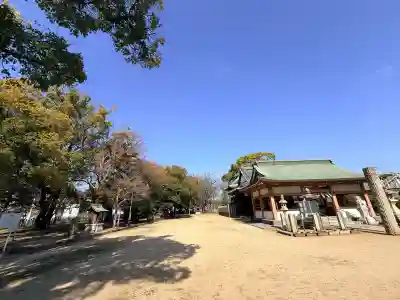 泊神社の{uncategorized: "未分類", other: "その他", undefined: "問題あり", building: "その他建物", grave: "お墓", sacred_gate: "鳥居", guardian: "狛犬", statue: "像", buddha: "仏像", history: "歴史", nature: "自然", garden: "庭園", animal: "動物", pagoda: "塔", temizu: "手水舎", mountain_gate: "山門・神門", sanctuary: "本殿・本堂", subordinate: "末社・摂社", art: "芸術", scenery: "景色", jizo: "地蔵", ema: "絵馬", goshuin: "御朱印", omikuji: "おみくじ", items: "授与品その他", amulet: "お守り", goshuincho: "御朱印帳", eats: "食事", festival: "お祭り", votive_dance: "神楽", shichigosan: "七五三参", wedding: "結婚式", experience: "体験その他", initially: "初詣", around: "周辺", anti_infection: "感染症対策"}