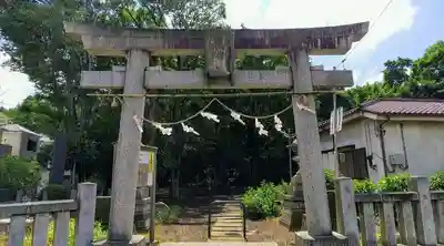 氷川神社の鳥居
