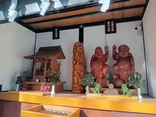 新屋山神社(山梨県)