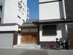 祐泉寺の建物その他