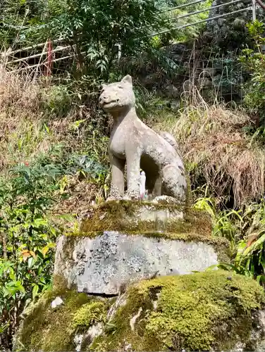 開道石割稲荷神社(山梨県)