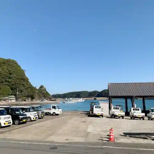 飛鳥神社の{uncategorized: "未分類", other: "その他", undefined: "問題あり", building: "その他建物", grave: "お墓", sacred_gate: "鳥居", guardian: "狛犬", statue: "像", buddha: "仏像", history: "歴史", nature: "自然", garden: "庭園", animal: "動物", pagoda: "塔", temizu: "手水舎", mountain_gate: "山門・神門", sanctuary: "本殿・本堂", subordinate: "末社・摂社", art: "芸術", scenery: "景色", jizo: "地蔵", ema: "絵馬", goshuin: "御朱印", omikuji: "おみくじ", items: "授与品その他", amulet: "お守り", goshuincho: "御朱印帳", eats: "食事", festival: "お祭り", votive_dance: "神楽", shichigosan: "七五三参", wedding: "結婚式", experience: "体験その他", initially: "初詣", around: "周辺", anti_infection: "感染症対策"}