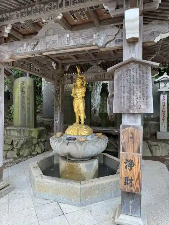 高尾山薬王院(東京都)
