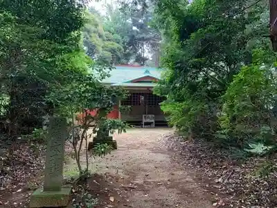 丸山神社の本殿