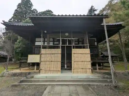 柳廼社の{uncategorized: "未分類", other: "その他", undefined: "問題あり", building: "その他建物", grave: "お墓", sacred_gate: "鳥居", guardian: "狛犬", statue: "像", buddha: "仏像", history: "歴史", nature: "自然", garden: "庭園", animal: "動物", pagoda: "塔", temizu: "手水舎", mountain_gate: "山門・神門", sanctuary: "本殿・本堂", subordinate: "末社・摂社", art: "芸術", scenery: "景色", jizo: "地蔵", ema: "絵馬", goshuin: "御朱印", omikuji: "おみくじ", items: "授与品その他", amulet: "お守り", goshuincho: "御朱印帳", eats: "食事", festival: "お祭り", votive_dance: "神楽", shichigosan: "七五三参", wedding: "結婚式", experience: "体験その他", initially: "初詣", around: "周辺", anti_infection: "感染症対策"}