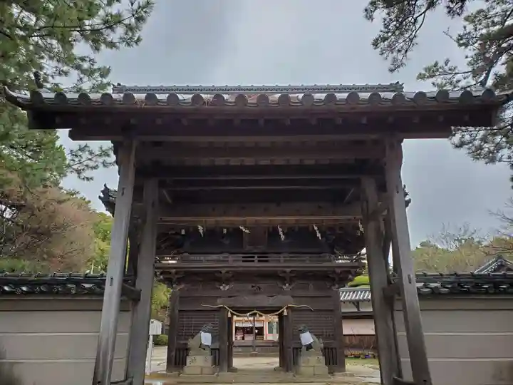 住吉神社の山門・神門