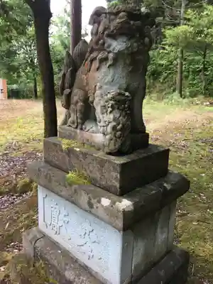 八幡神社の狛犬