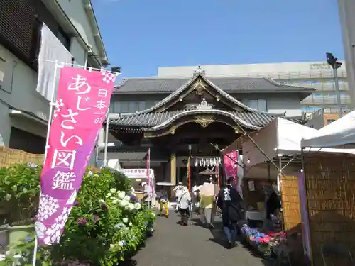 長國寺の本殿・本堂