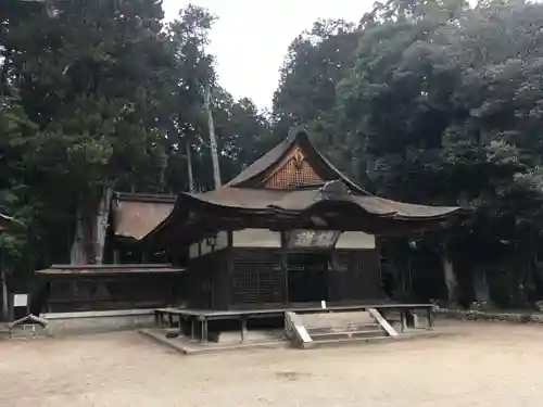 油日神社の本殿・本堂