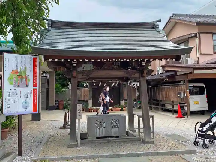 川越八幡宮の手水舎