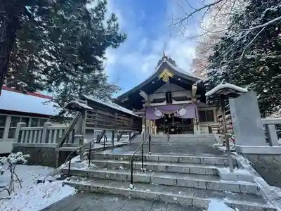 彌彦神社　(伊夜日子神社)の本殿・本堂