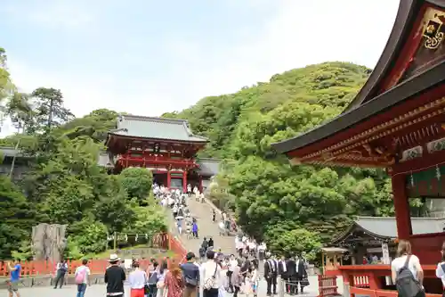 鶴岡八幡宮の山門・神門