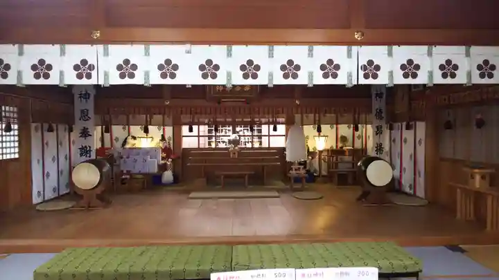 春日神社の本殿・本堂