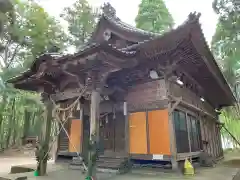 日月神社の本殿