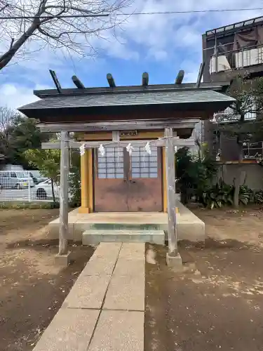 駒込天祖神社の{uncategorized: "未分類", other: "その他", undefined: "問題あり", building: "その他建物", grave: "お墓", sacred_gate: "鳥居", guardian: "狛犬", statue: "像", buddha: "仏像", history: "歴史", nature: "自然", garden: "庭園", animal: "動物", pagoda: "塔", temizu: "手水舎", mountain_gate: "山門・神門", sanctuary: "本殿・本堂", subordinate: "末社・摂社", art: "芸術", scenery: "景色", jizo: "地蔵", ema: "絵馬", goshuin: "御朱印", omikuji: "おみくじ", items: "授与品その他", amulet: "お守り", goshuincho: "御朱印帳", eats: "食事", festival: "お祭り", votive_dance: "神楽", shichigosan: "七五三参", wedding: "結婚式", experience: "体験その他", initially: "初詣", around: "周辺", anti_infection: "感染症対策"}