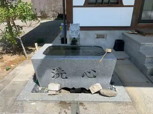 瑞岩寺の手水舎