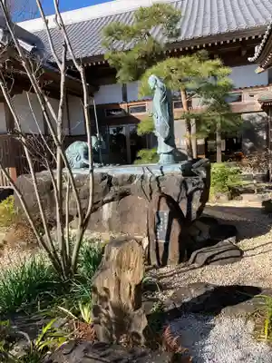興正寺の庭園
