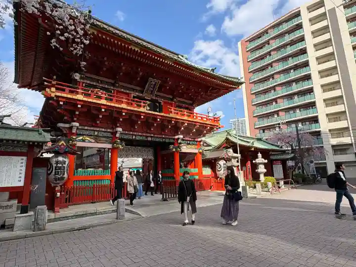 神田神社(神田明神)の{uncategorized: "未分類", other: "その他", undefined: "問題あり", building: "その他建物", grave: "お墓", sacred_gate: "鳥居", guardian: "狛犬", statue: "像", buddha: "仏像", history: "歴史", nature: "自然", garden: "庭園", animal: "動物", pagoda: "塔", temizu: "手水舎", mountain_gate: "山門・神門", sanctuary: "本殿・本堂", subordinate: "末社・摂社", art: "芸術", scenery: "景色", jizo: "地蔵", ema: "絵馬", goshuin: "御朱印", omikuji: "おみくじ", items: "授与品その他", amulet: "お守り", goshuincho: "御朱印帳", eats: "食事", festival: "お祭り", votive_dance: "神楽", shichigosan: "七五三参", wedding: "結婚式", experience: "体験その他", initially: "初詣", around: "周辺", anti_infection: "感染症対策"}