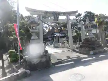乃伎多神社(高月町東阿閉)の鳥居