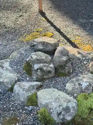 伊勢神宮外宮（豊受大神宮）の{uncategorized: "未分類", other: "その他", undefined: "問題あり", building: "その他建物", grave: "お墓", sacred_gate: "鳥居", guardian: "狛犬", statue: "像", buddha: "仏像", history: "歴史", nature: "自然", garden: "庭園", animal: "動物", pagoda: "塔", temizu: "手水舎", mountain_gate: "山門・神門", sanctuary: "本殿・本堂", subordinate: "末社・摂社", art: "芸術", scenery: "景色", jizo: "地蔵", ema: "絵馬", goshuin: "御朱印", omikuji: "おみくじ", items: "授与品その他", amulet: "お守り", goshuincho: "御朱印帳", eats: "食事", festival: "お祭り", votive_dance: "神楽", shichigosan: "七五三参", wedding: "結婚式", experience: "体験その他", initially: "初詣", around: "周辺", anti_infection: "感染症対策"}