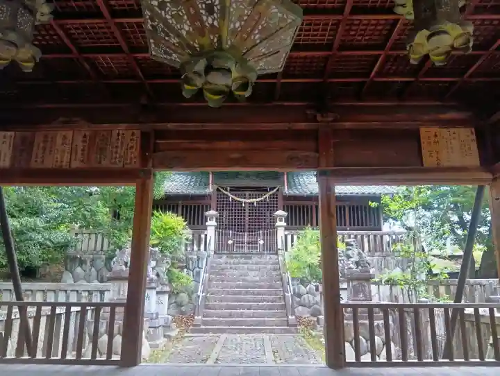 宇夫須奈神社(木曽川町)の{uncategorized: "未分類", other: "その他", undefined: "問題あり", building: "その他建物", grave: "お墓", sacred_gate: "鳥居", guardian: "狛犬", statue: "像", buddha: "仏像", history: "歴史", nature: "自然", garden: "庭園", animal: "動物", pagoda: "塔", temizu: "手水舎", mountain_gate: "山門・神門", sanctuary: "本殿・本堂", subordinate: "末社・摂社", art: "芸術", scenery: "景色", jizo: "地蔵", ema: "絵馬", goshuin: "御朱印", omikuji: "おみくじ", items: "授与品その他", amulet: "お守り", goshuincho: "御朱印帳", eats: "食事", festival: "お祭り", votive_dance: "神楽", shichigosan: "七五三参", wedding: "結婚式", experience: "体験その他", initially: "初詣", around: "周辺", anti_infection: "感染症対策"}